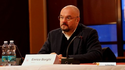 Borghi: &quot;Nuovo pasticcio del governo sui frontalieri&quot;