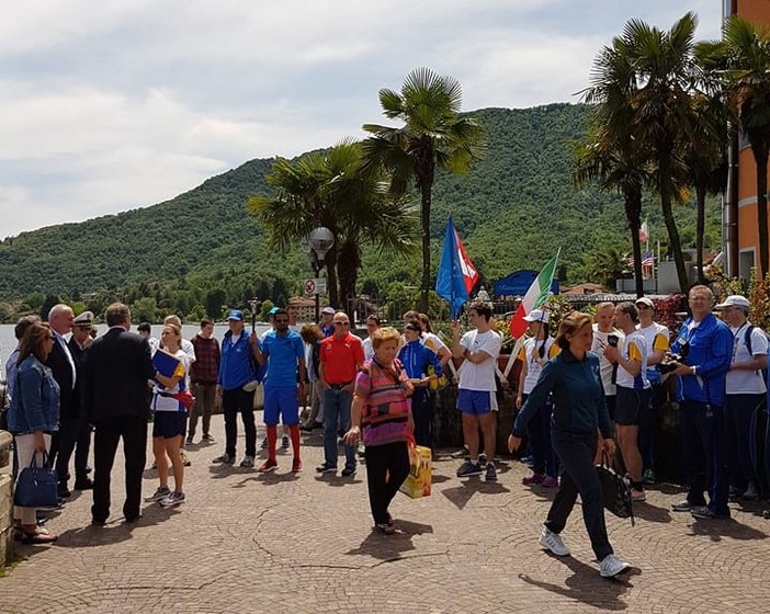 Una delle passate edizioni della Camminata tra Varesotto e Canton Ticino