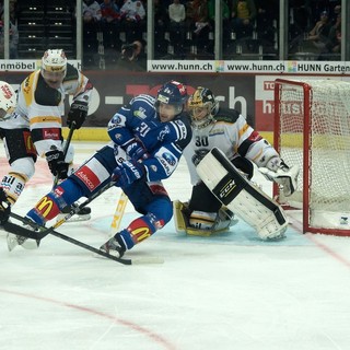 Hockey. Lugano al tappeto contro Zug