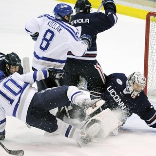 Hockey su ghiaccio. Lugano, altro crollo nel play-out