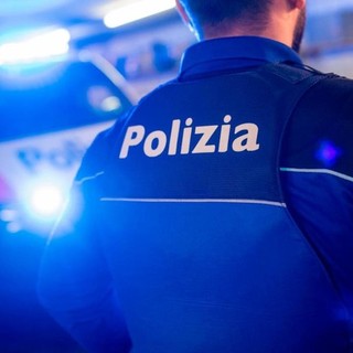 Canton Ticino, a 15 anni rubano un'auto e fuggono: fermati dopo un inseguimento con la polizia cantonale