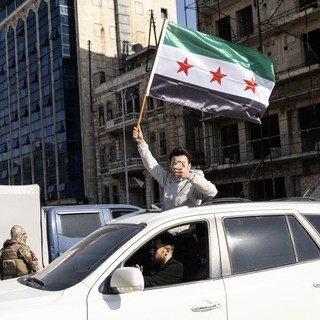 I miliziani entrano a Damasco, rovesciato il regime di Assad